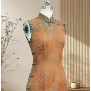 Silk Xiangyun Satin Sleeveless Retro Qipao with Full Front Opening