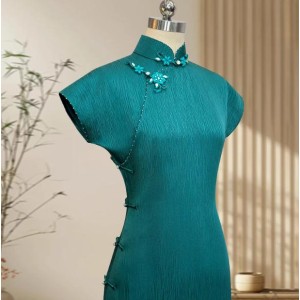 Peacock Blue Silk Cheongsam – Handmade, Full-Open, Elegant Summer Style