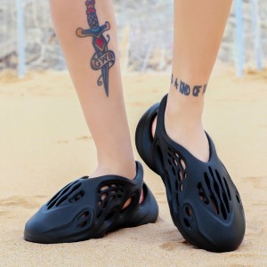 Holes Hollowing Out SandalsLightweight Waterproof Beach Slippers Breathable Quick Drying Shoes
