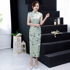 Long Silk Cheongsam Dress - Fashionable and Elegant Chinese-style Dress, Slim Daily Cheongsam
