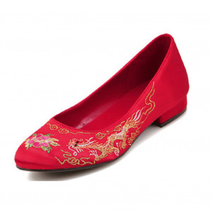 Women's Red Bridal Low Heels Chinese Style Shallow Mouth Embroidered Shoes Classic Single Shoes Spring/Autumn Crafts