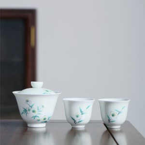Hand-painted Pear Blossom Lid Bowl Tea Cup Set