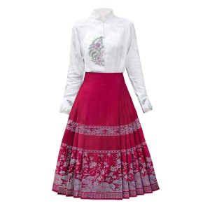 New Chinese style top embroidered and woven gold horse face skirt