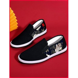 Men's Chinese-Style Layered Sole Cloth Shoes - Slip-On, Non-Slip, and Breathable Casual Shoes