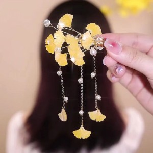 Ginkgo Leaf and Natural Shell Tassel Hair Clip, Traditional Chinese Costume Ancient Style Headwear
