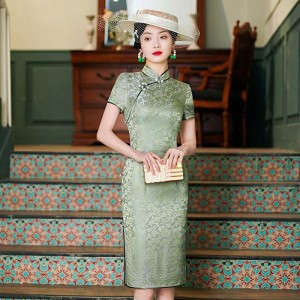  High-end Silk Cheongsam Dress - New Collection in Luxurious Mulberry Silk